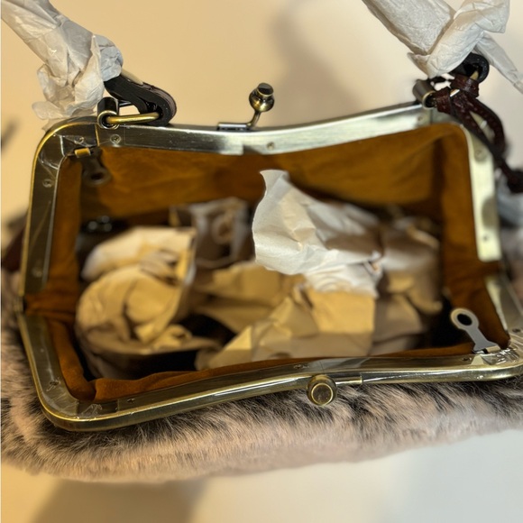 Patricia Nash Lauren’s British Tan pink and Gray Faux Fur Shoulder Bag - Picture 11 of 11